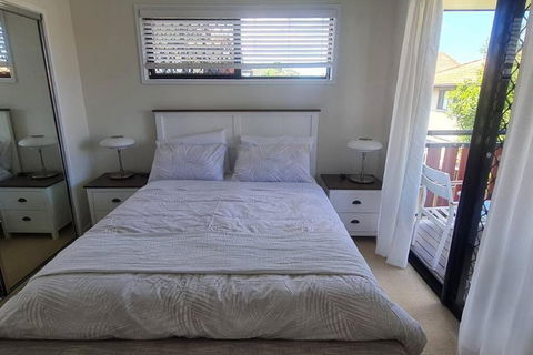 Happy Haven At Eight Mile - Accommodation Redcliffe 1