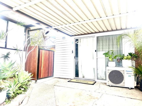 Happy Studio In NewCastle - Accommodation Redcliffe 3