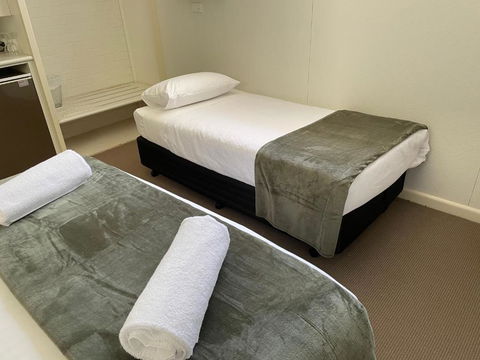 Happy Wanderer Motel Cohuna 70s Style - Accommodation Redcliffe 3