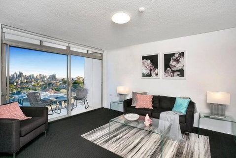 HARIS - Modern 2BR Apartment With Views - Accommodation Redcliffe 0