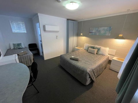 Hatton Vale Motel - Accommodation Redcliffe 0
