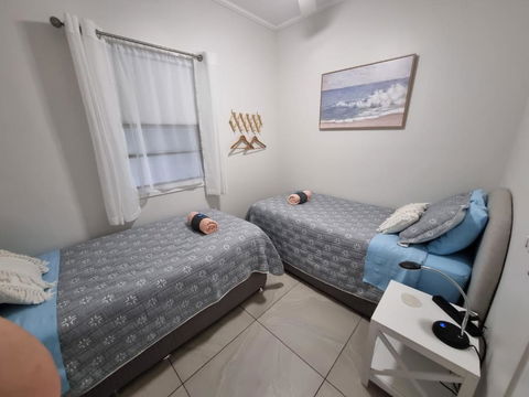 GUESTHOUSE On REGENT Bed & Breakfast - Accommodation Redcliffe 1
