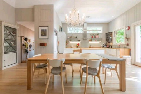 Henry Morcomb 2 Bdrm Sleeps 4 WiFi - Accommodation Redcliffe 1
