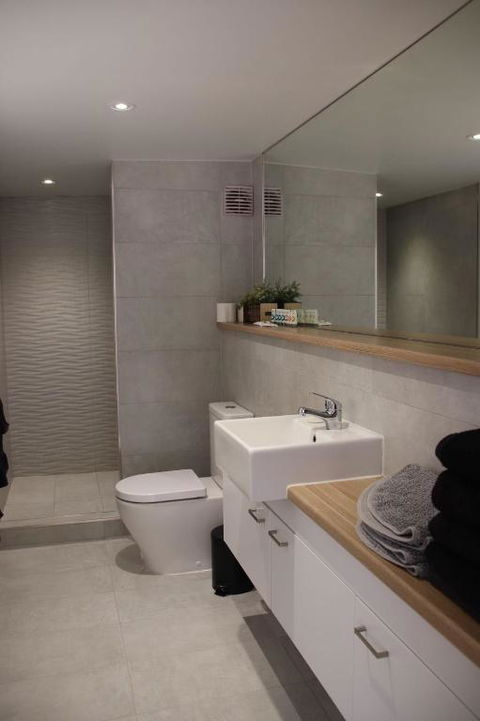Holly Place - Accommodation Redcliffe 1