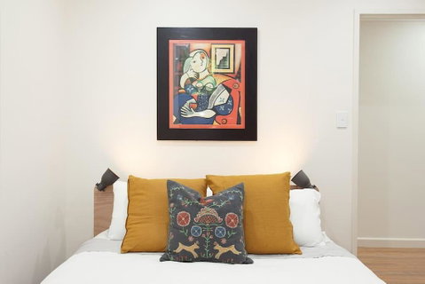 Huge 3 Bed Camperdown Garden Apt W Parking Aircon - Accommodation Redcliffe 3