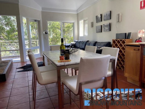 Inala 3 - Thredbo - Accommodation Redcliffe 3