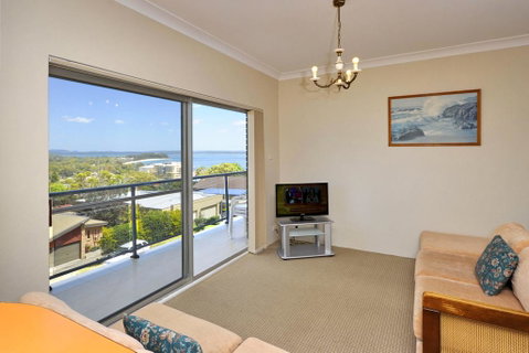 Adriana, 6/83-85 Ronald Avenue - Accommodation Redcliffe 2