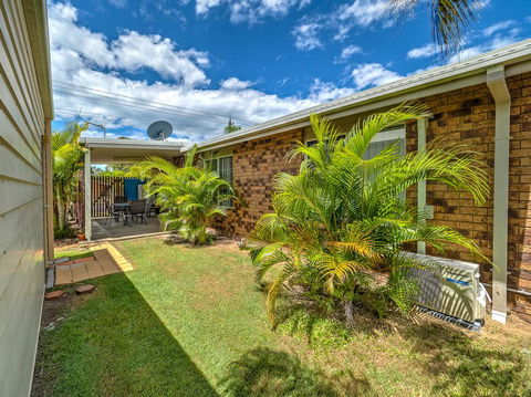 Affordable Holiday Home - Accommodation Redcliffe 1