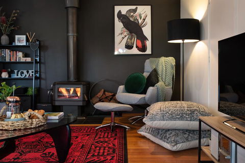 Ahimsa Hepburn - Accommodation Redcliffe 0