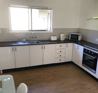 Airlie Getaway Unit 1 - Accommodation Redcliffe