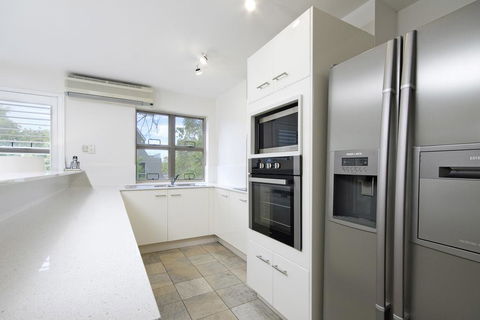 Alderly Apartment 11 - Accommodation Redcliffe 2