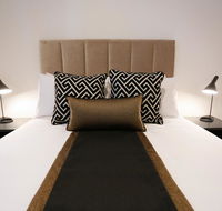 Alex Perry Hotel  Apartments - Accommodation Redcliffe