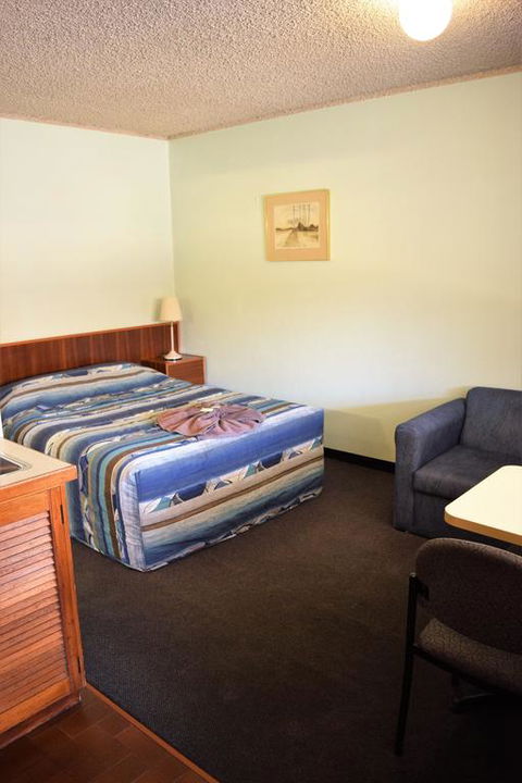 Alkira Motel - Accommodation Redcliffe 3