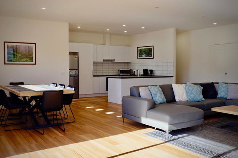 All Seasons Marysville - Accommodation Redcliffe 0