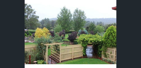 Allora Lodge Bed And Breakfast - Accommodation Redcliffe 3