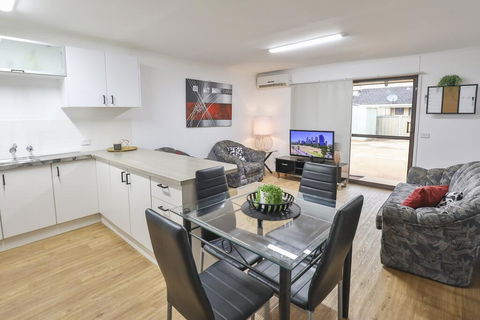 Allure Apartments - Central - Accommodation Redcliffe 3