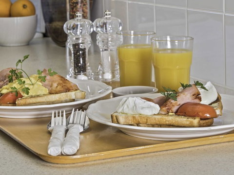 Almare Tourist Motel - Accommodation Redcliffe 0