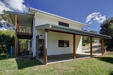 Aloha Ohana - Accommodation Redcliffe 0
