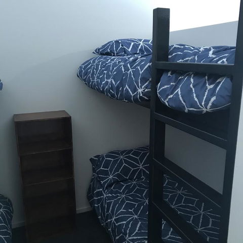 Alpina - Accommodation Redcliffe 2