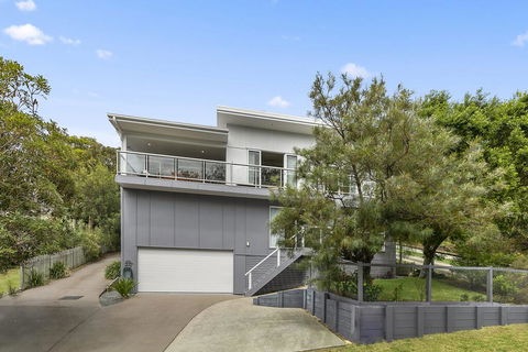 Amalfi - Accommodation Redcliffe 0