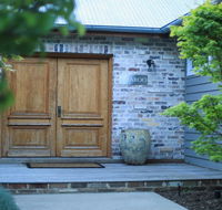 Amaroo - modern luxurious and chic - Accommodation Redcliffe