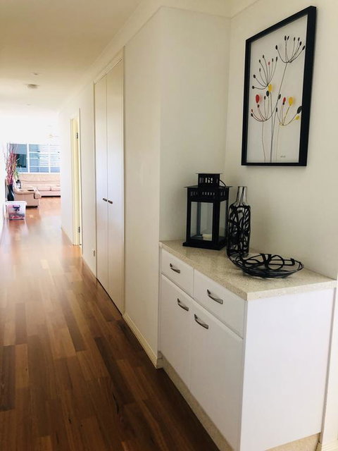 Amazing Apartment Ocean Views And Hot Tub On Balcony - Coolangatta - Accommodation Redcliffe 3