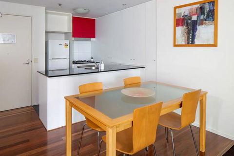 Amazing Brisbane CBD 2 Bedroom Apartment With River Views - Accommodation Redcliffe 1