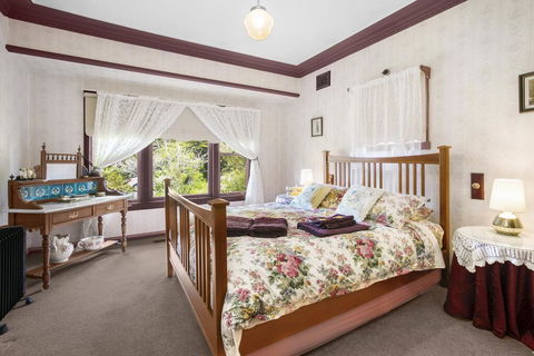 Ambrose Cottage Front Apartment - Accommodation Redcliffe 3