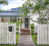 Anchored in Byron - Accommodation Redcliffe