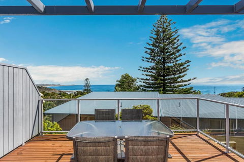 Angourie Blue Unit 2 - Accommodation Redcliffe 0
