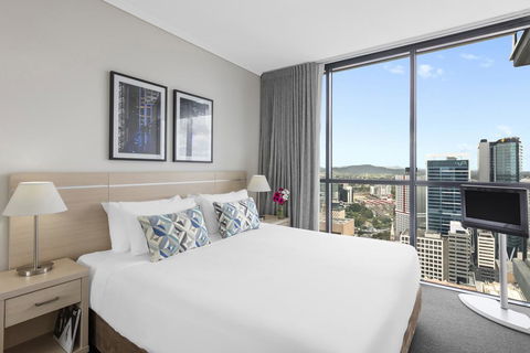 Apartments @ 128 Charlotte - Accommodation Redcliffe 0