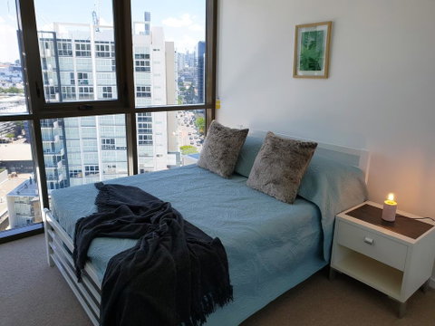 Aqua Newstead Apartment - Accommodation Redcliffe 1