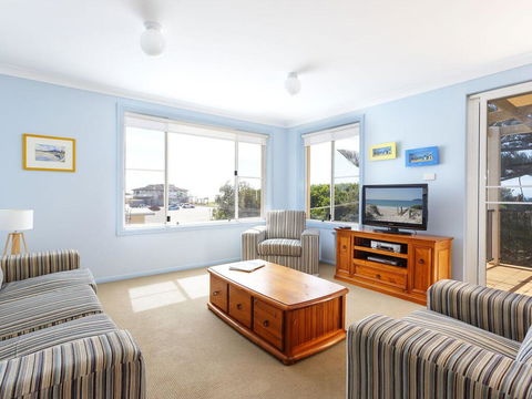 Aquarius Apartment 7 - Accommodation Redcliffe 2