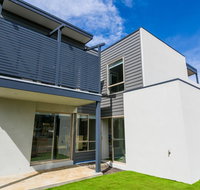 Aquilla Townhouse 6 - Accommodation Redcliffe