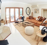 Arcadian Retreat - Accommodation Redcliffe