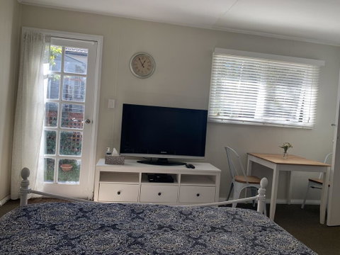 Aroha Studio - Accommodation Redcliffe 3