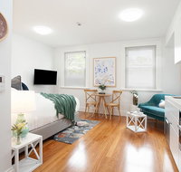Art Deco Designer Studio in Lewisham - Accommodation Redcliffe