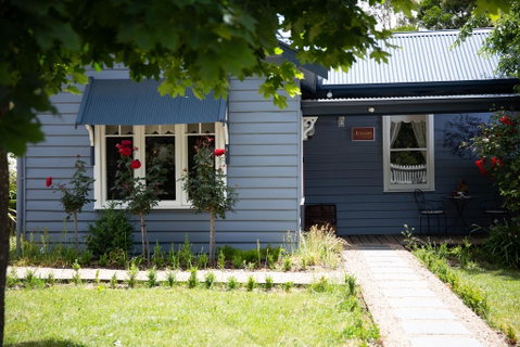 Artisan Retreat - Accommodation Redcliffe 0