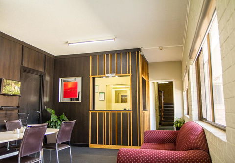 Ascot Budget Inn & Residences - Accommodation Redcliffe 2