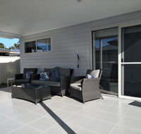 Ashley's retreat Short walk to beach - Accommodation Redcliffe