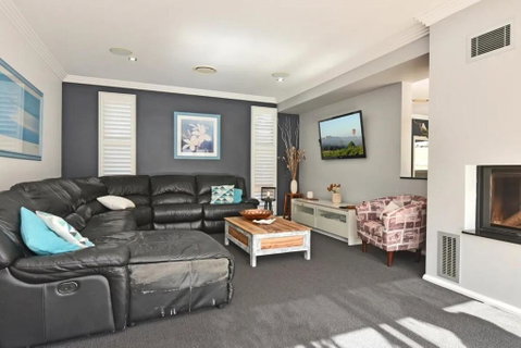 Luxury Mandalong Mansion With Pool & Spa - Accommodation Redcliffe 1