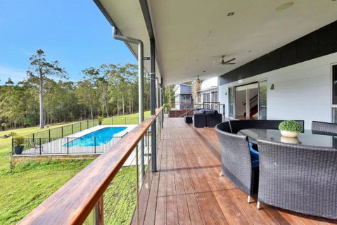 Luxury Mandalong Mansion With Pool & Spa - Accommodation Redcliffe 2