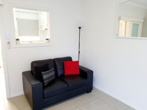 M4 West Perth Studio Apartment Near Kings Park - Accommodation Redcliffe 1