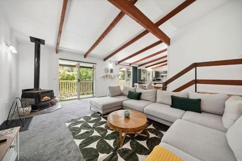 Magnolia Cottage - Accommodation Redcliffe 1