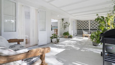Magnolia Cottage - Accommodation Redcliffe 3