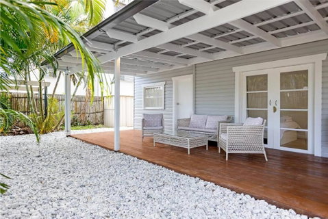Manley St Retreat - Accommodation Redcliffe 0