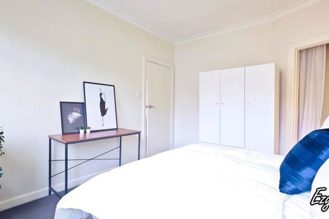 MCG 1BR Apartment For Family - Accommodation Redcliffe 1