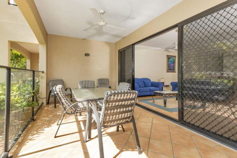 Mediterranean Beachfront Apartments - Accommodation Redcliffe 3