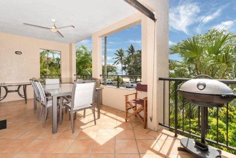 Mediterranean Beachfront Apartments - Accommodation Redcliffe 2