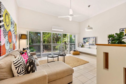 Melaleuca Hideaway - Beach Pool Free Parking - Accommodation Redcliffe 1